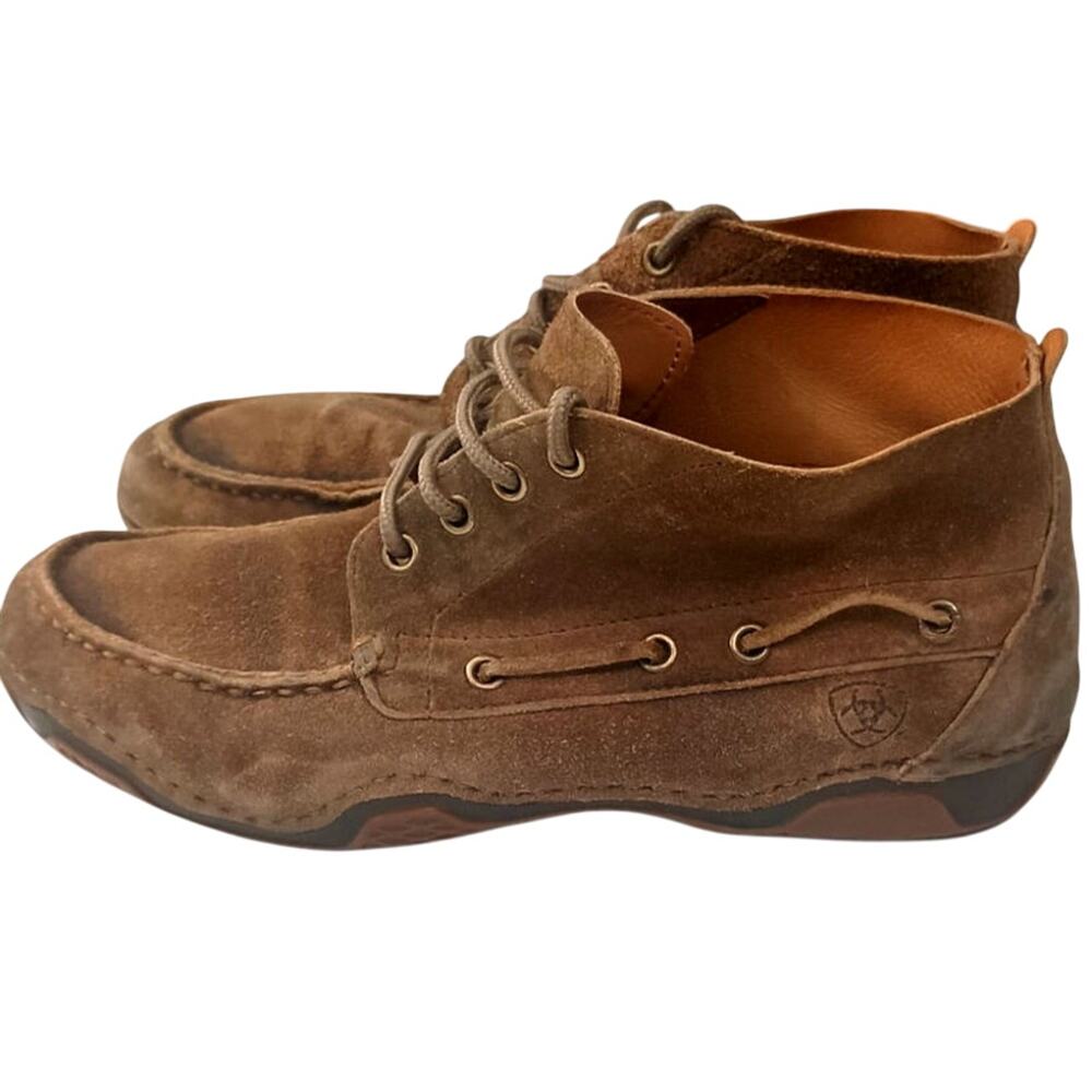 Ariat Men's Holbrook leather Boots Chukka moccasin distressed. Size 9.5